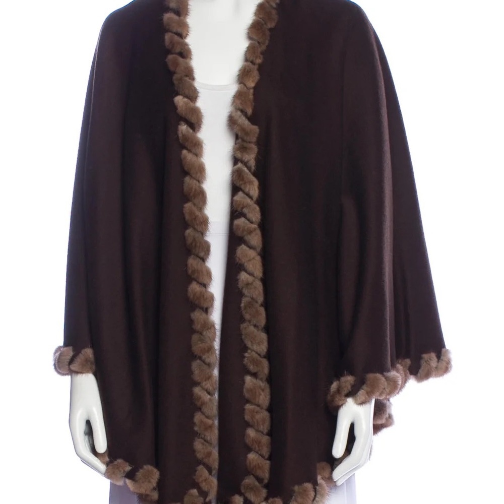 COPY - Loro Piana Fur-Trimmed Cashmere Cape
